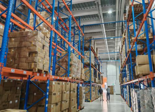 山東蘊達金屬制品 重型貨架廠深耕倉儲領域，金屬制品研發賦能全球工業升級